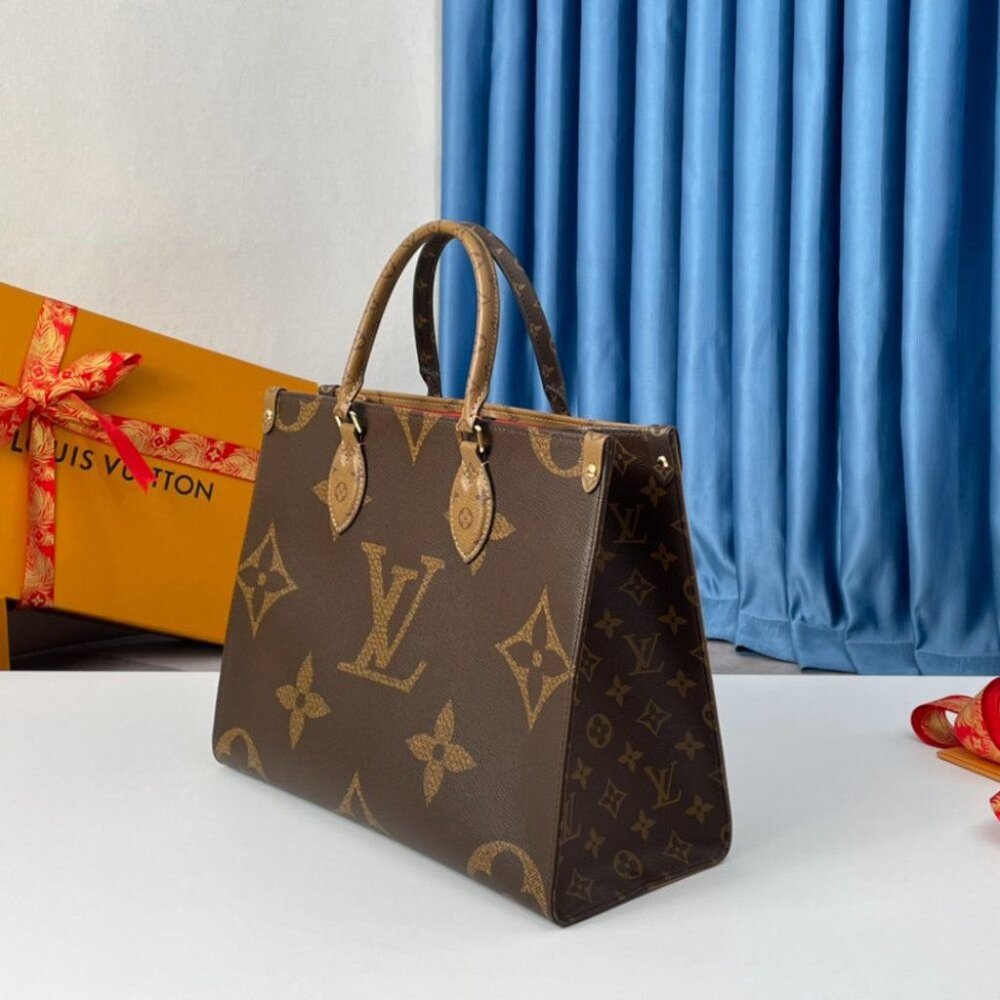 AUTHENTIC Louis Vuitton ONTHEGO bag MM - Picture 2 of 7